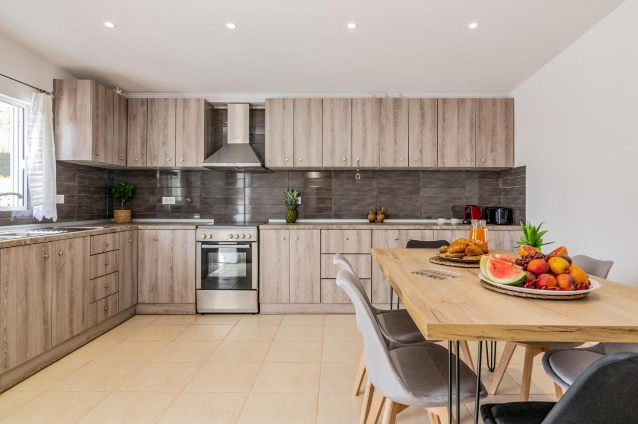 Villa Astoria Keri Екстер'єр фото